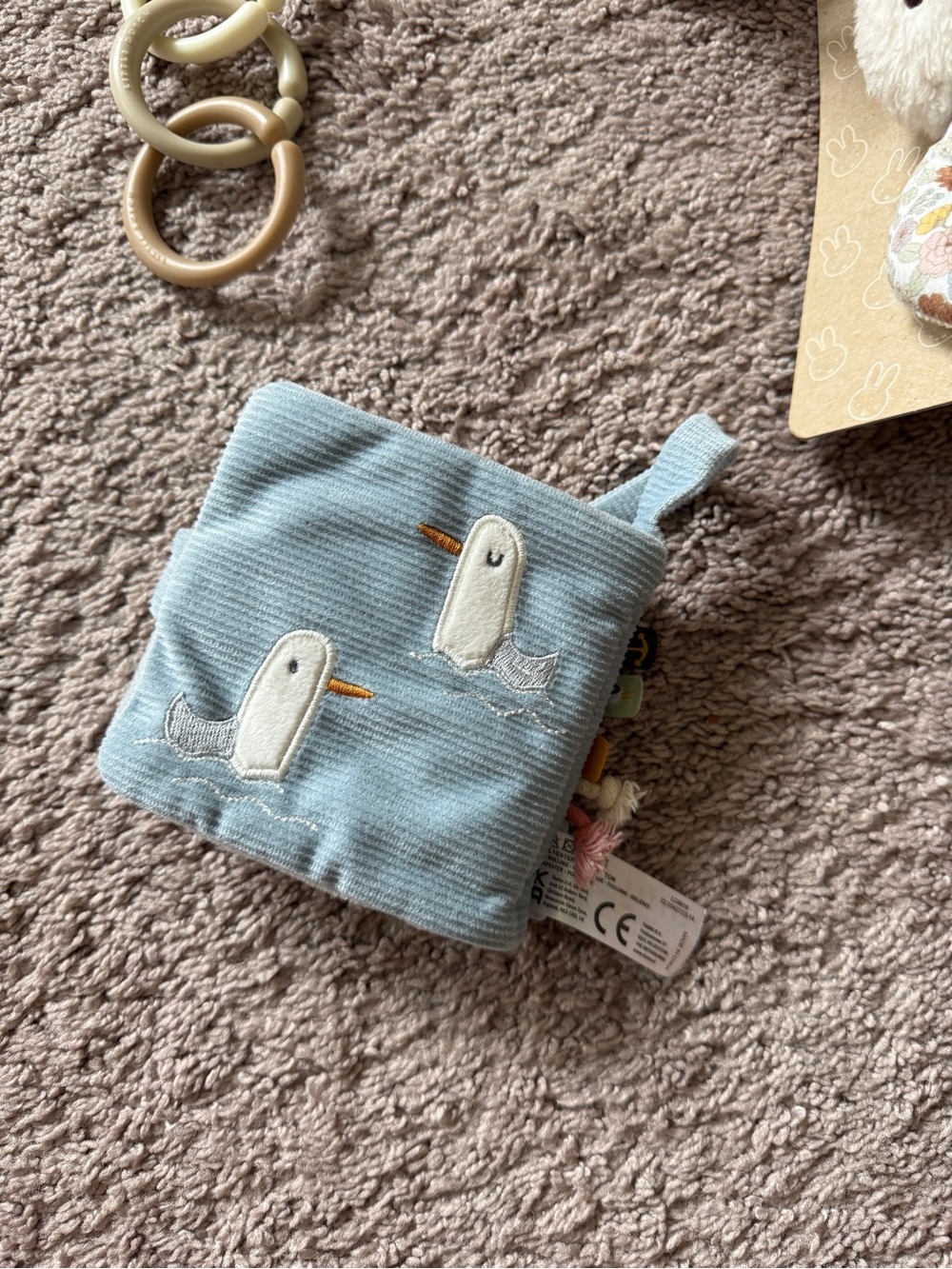 Little Dutch x Miffy Comfort Toy - Soft Baby Snuggle Buddy baby toy lovie bundle - Picture 10 of 10